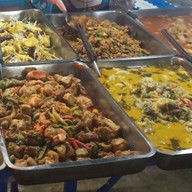 แกงเจ๊หน่อย