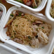 เมนูของร้าน นทีบะหมี่ปู ตลาดซันพลาซ่า