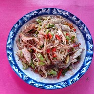 เมนูของร้าน ข้าวแกงใบเฟิร์น เมี่ยงหมูมะนาว