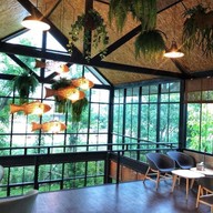 บ้านแม่ Baan Mae Cafe & Restaurant