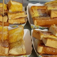 น้ำเต้าหู้ ขนมปังปิ้ง อาหารเช้า ขนมหวาน เบเกอรี่(ตลาดเอเชียไทรน้อย)@ป๊อปอายส์ ป๊อปอายส์ น้ำเต้าหู้ & ขนมปังปิ้ง