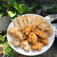 ร้านเผือกทอดคุณพ่อ(ร่มเกล้าเจ้าเก่า)