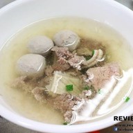 เมนูของร้าน Shin Kee Beef Noodles