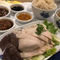 ข้าวมันไก่ฟ้าประทาน สาขา1