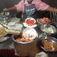 ยำปูม้าป้าอินดี้ พระโขนง