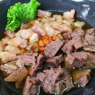 ร้านเนื้อตุ๋นกิวโร่