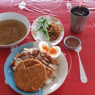 เมนูของร้าน ข้าวหมูทอดนายเบียร์ บางบอน3