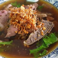 เมนูของร้าน เกาเหลาเนื้อวัวไร้เทียมทานราชวัตร