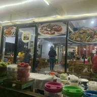 หน้าร้าน ตำยำ in love