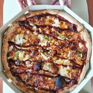 เมนูของร้าน Urban Pizza พิซซ่า แม็คโคร สาธร