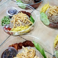 ข้าวคลุกกะปิ อาหารตามสั่ง ครัวปู่กะย่า ใส่โค้ด NEWHH562074ZI