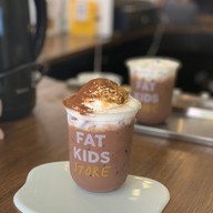 เมนูของร้าน fat kids cafe