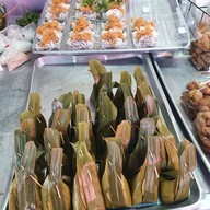 บรรยากาศ ขนมไทย แม่สมจิตต์ ตลาดนางเลิ้ง