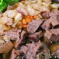 ร้านเนื้อตุ๋นกิวโร่