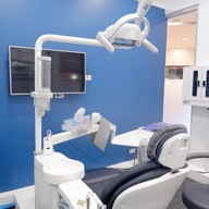 คลินิกทันตกรรม เซนิโทนี่ (Zenitoni Dental Clinic) เทสโก้ โลตัส เอ็กซ์ตร้า พระราม 4 (Tesco Lotus Extra Rama 4)