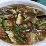 เมนูของร้าน ก๋วยจั๊บยืนพื้น(สี่แยกพรานนก) -