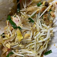 ก๋วยเตี๋ยวลูกชิ้นปลา แม่รวย สาขา 1