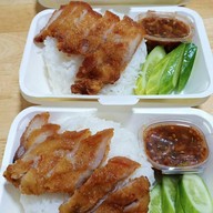 หมูทอดบ้านผัก