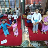 ศูนย์ตุ๊กตาชาววังบ้านบางเสด็จ