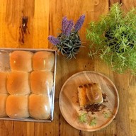 เฮา Hao Cafe & Bakery