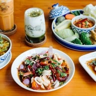 เมนูของร้าน ต้นสาคู•Halal Kitchen ปรีดี