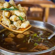 ก๋วยเตี๋ยวเรือถูกปาก อุทัย-โรจนะ