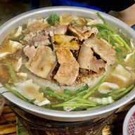 กุ๊กไก่ 6 หมูกระทะ