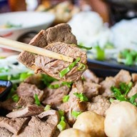 ก๋วยเตี๋ยวเรือถูกปาก อุทัย-โรจนะ