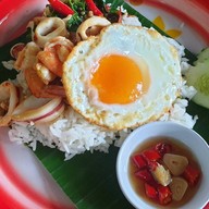 เซี่ยะ เซี่ยะ อาหารตามสั่ง พูนผลไนท์พล่าซ่า