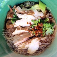 เมนูของร้าน ก๋วยเตี๋ยวไก่มะระรสเด็ด (เจ้าเก่าสามัคคี)