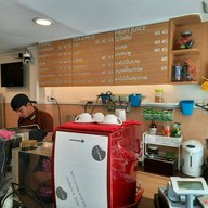 หน้าร้าน G FOCUS cafe'