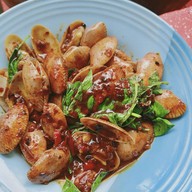 ร้านอิ่มจัง ตามสั่งแซ่บนัว ฮาล้าล