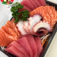 โฮมุ ซูชิ โลตัสบางใหญ่