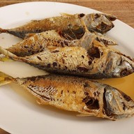 Food or drink of Krua Pla Too Bang Saen