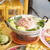 ตันหยงหมูกระทะ ณ วังน้ำเขียว
