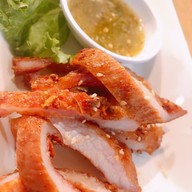 ข้าวคลุกกะปิชาววัง ตลาดเดินเล่น