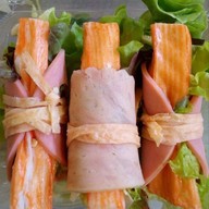 สลัดผักไฮโดร by ธนพร( เอ๋ )0825616242 หลังตึกป.ต.ทสำนักงานใหญ่วิภาวดีรังสิตเขตจตจักรก.ท.ม