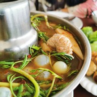 เปี๊ยกโภชนา