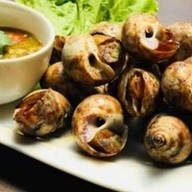 tuktuk ชีฟูด ขายในตลาดสดสะพานขาว 9/23 1