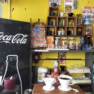Waffle & Coffee หลังสามกษัตริย์ เชียงใหม่ สำนักงานใหญ่