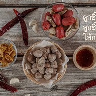 ฮอม.. ลูกชิ้นเห็ดหอม ลูกชิ้นทอด เกี๊ยวกรอบ มังสวิรัติ