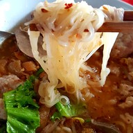 องอาจโภชนา