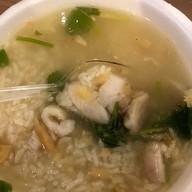 เมนูของร้าน ก๋วยจั๊บอุบลน้ำใส(เจ้าเก่า)