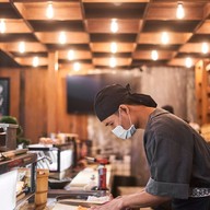 MAGURO Sushi เอสพลานาด รัชดาภิเษก