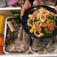 ยำแซ่บ Jenny