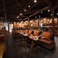 MAGURO Sushi เอสพลานาด รัชดาภิเษก