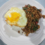 กระเพรา (สำหรับคนชอบเผ็ด)