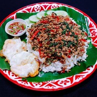 เล้งซุปเปอร์แซ่บซี้ด ตลาดรถไฟศรีนครินทร์