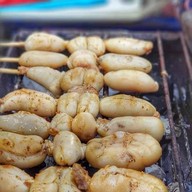 เมนูของร้าน หมึกย่าง โคตรแซ่บ By แม่รัตน์ พระราม 8