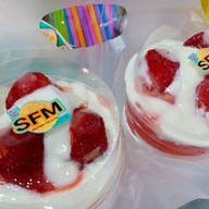 Smoothies For Moon ตลาดสิริมงคล